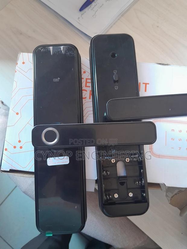 TUYA Wifi Smart Fingerprint Locks.