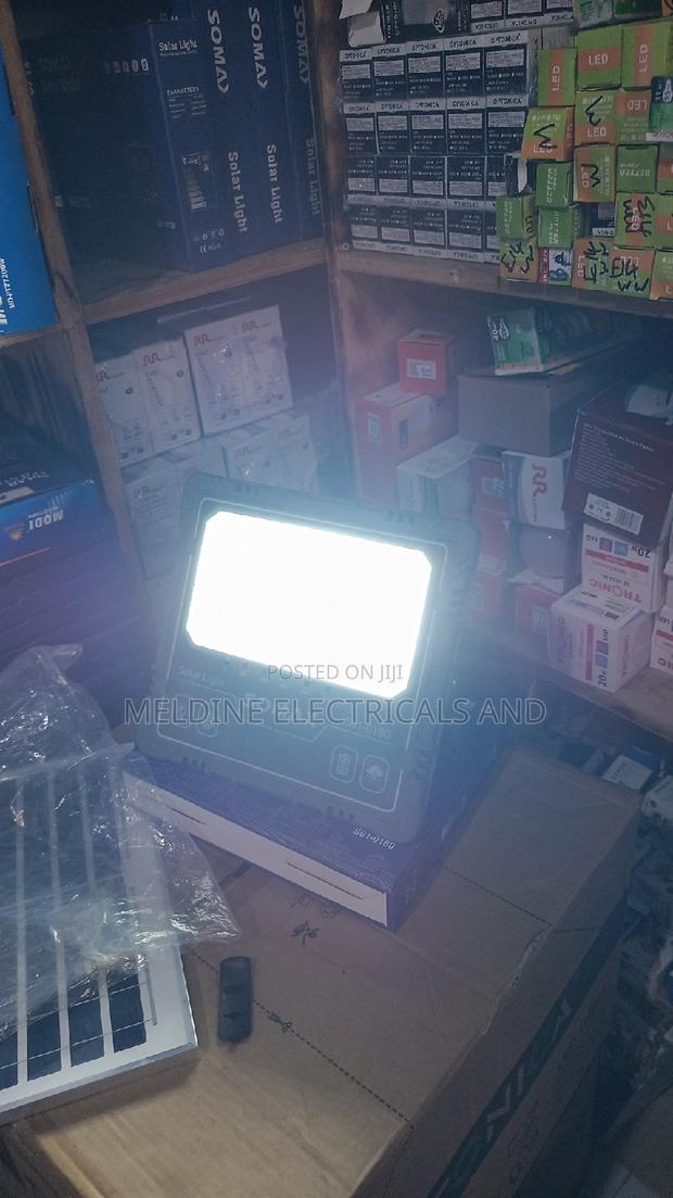 180watts Solar Floodlight - thumbnail 2