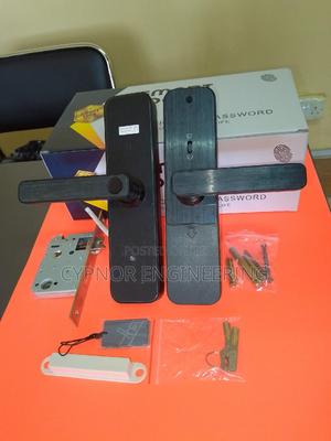 Best Biometric Locks for Security (Fingerprint) - thumbnail 2