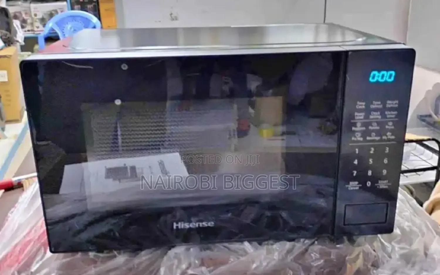 New Hisense White/ Black 20 Litres Microwave