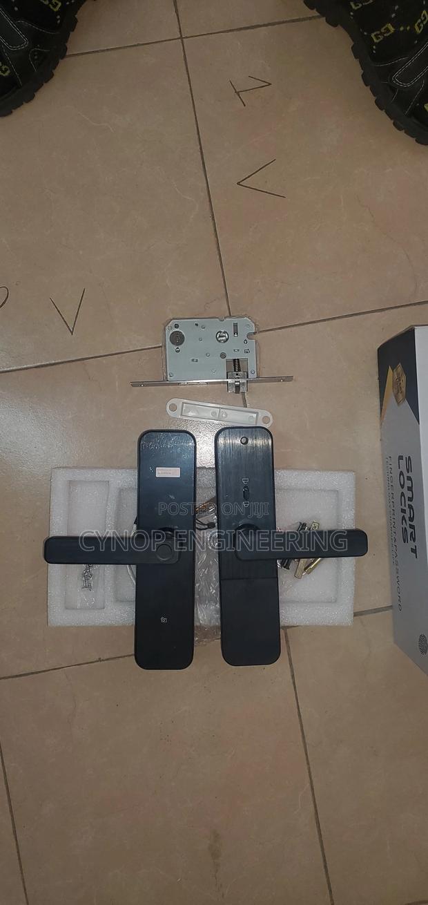 Wifi Connected Door Smart Locks for Convinience. - main view