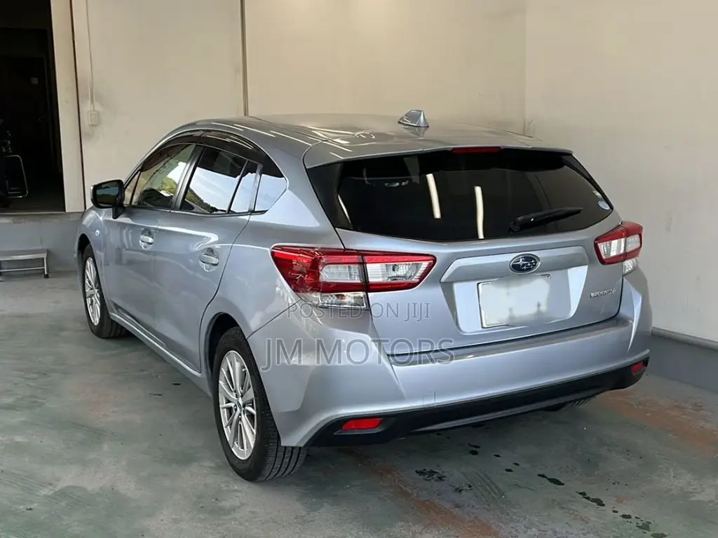 Subaru Impreza 2017 Silver
