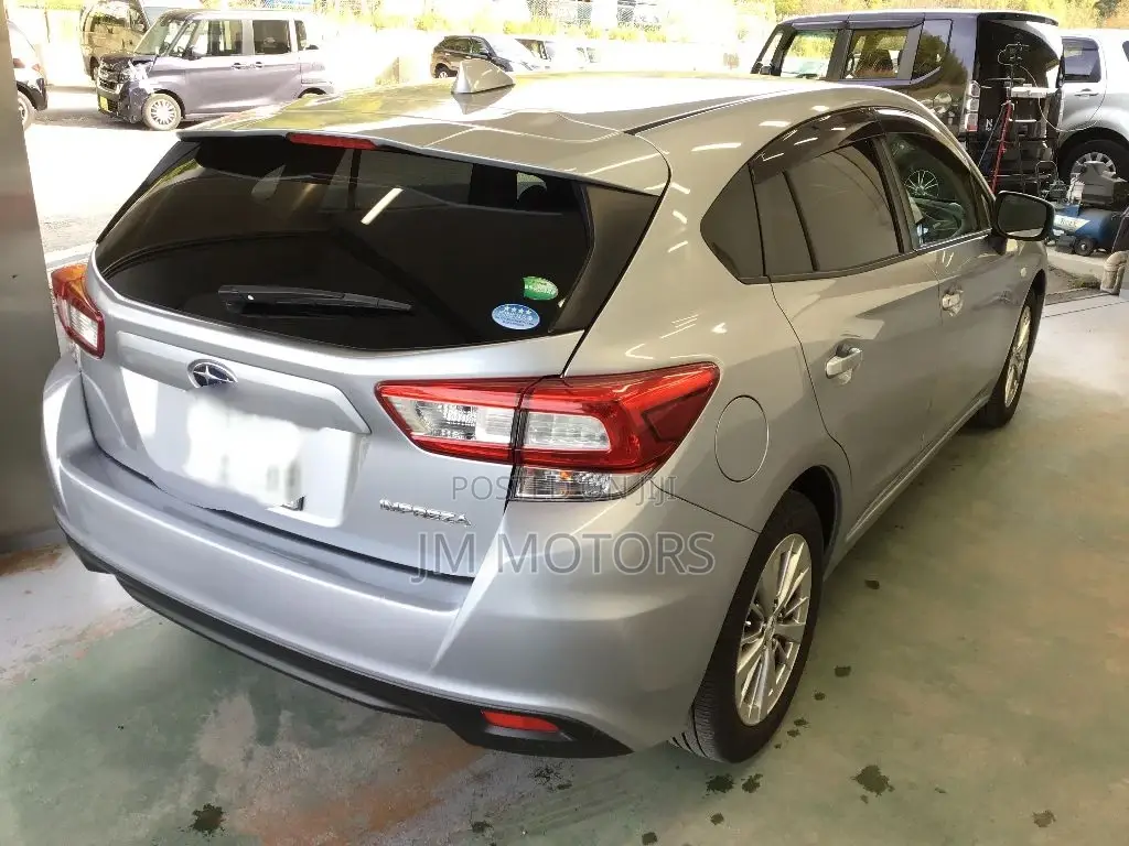 Subaru Impreza 2017 Silver
