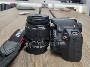 Canon EOS Rebel SL1/100D