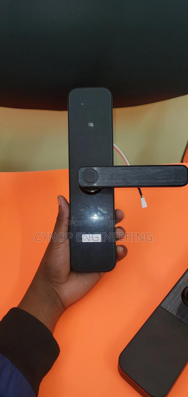 Airbnb Management Biometric Smart Lock. - main view