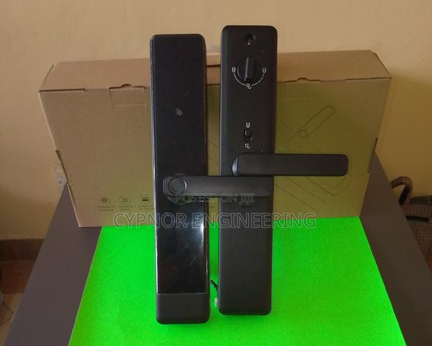 Security Smart Locks With Fingerprint Scanner - thumbnail 3