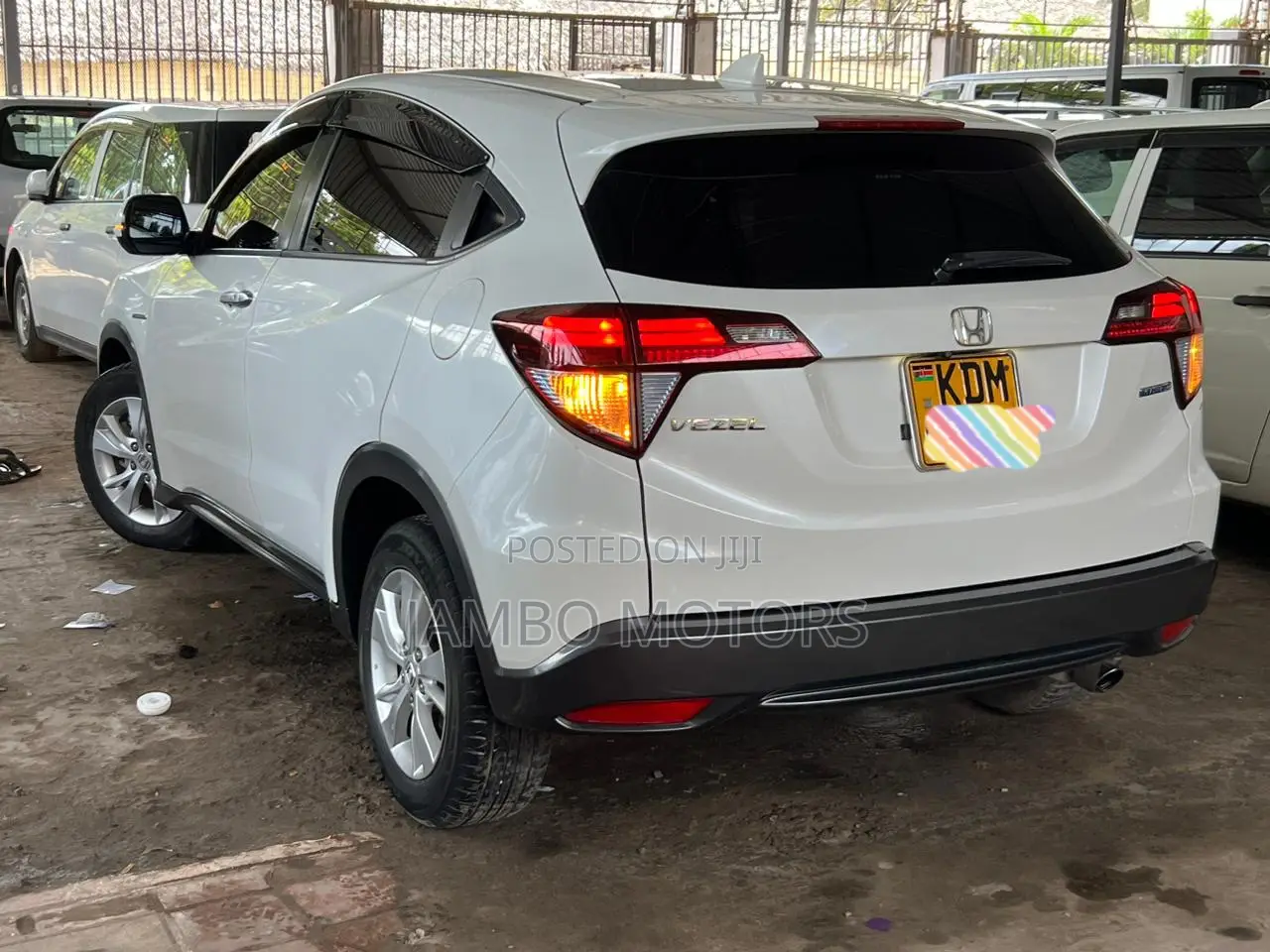 Honda Vezel 1.5 Hybrid 2WD 2016 White