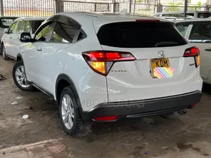Honda Vezel 1.5 Hybrid 2WD 2016 White
