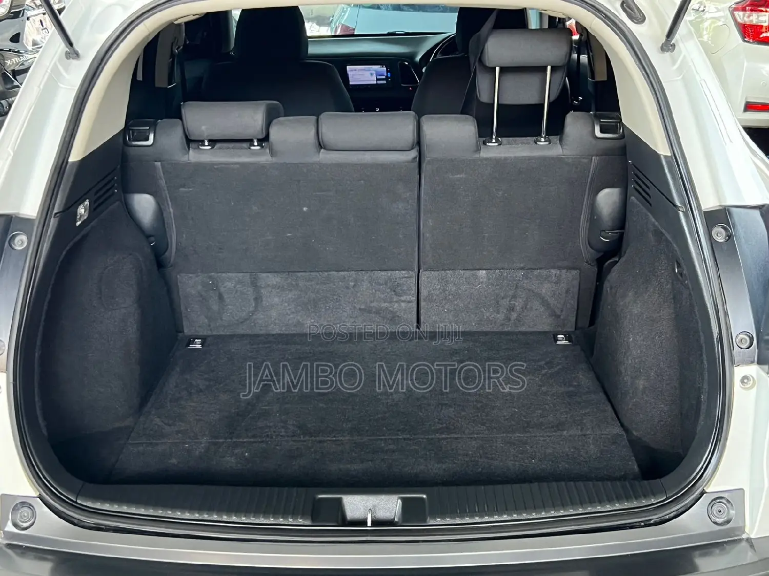 Honda Vezel 1.5 Hybrid 2WD 2016 White