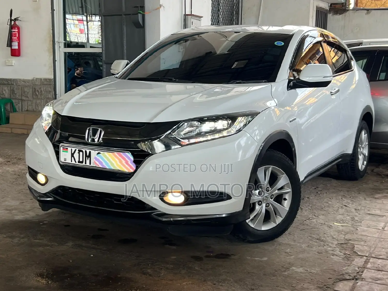 Honda Vezel 1.5 Hybrid 2WD 2016 White