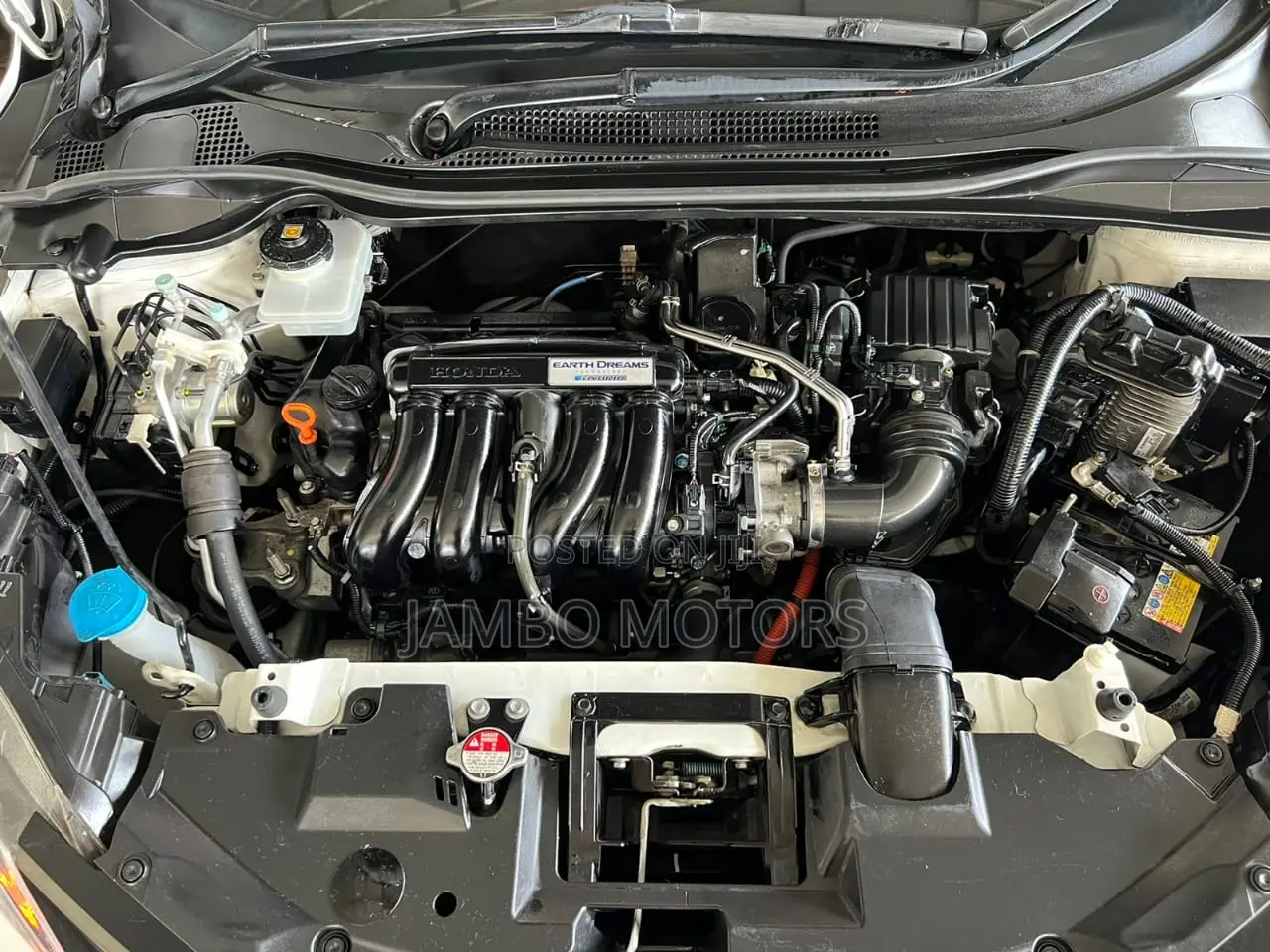Honda Vezel 1.5 Hybrid 2WD 2016 White