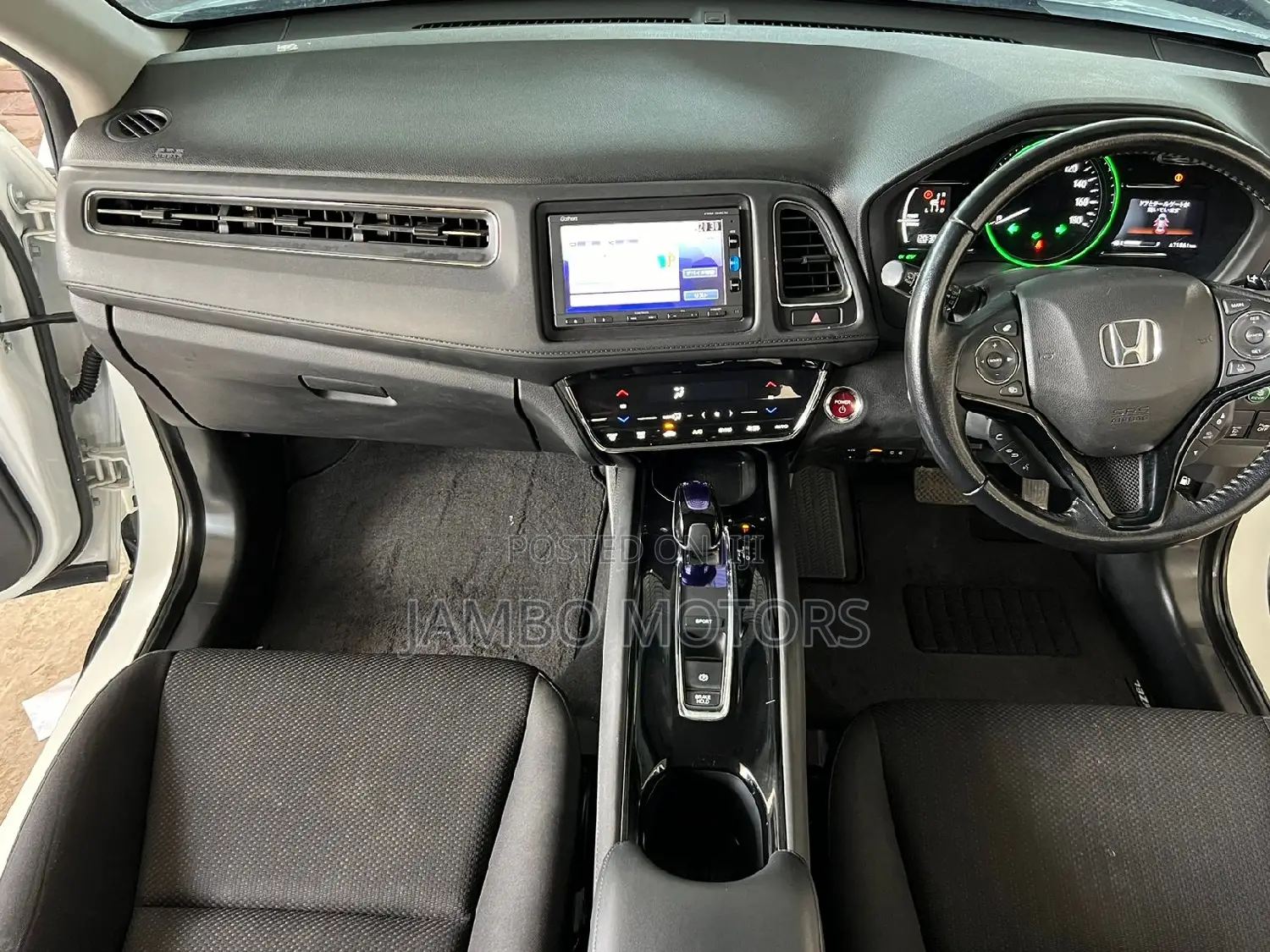 Honda Vezel 1.5 Hybrid 2WD 2016 White