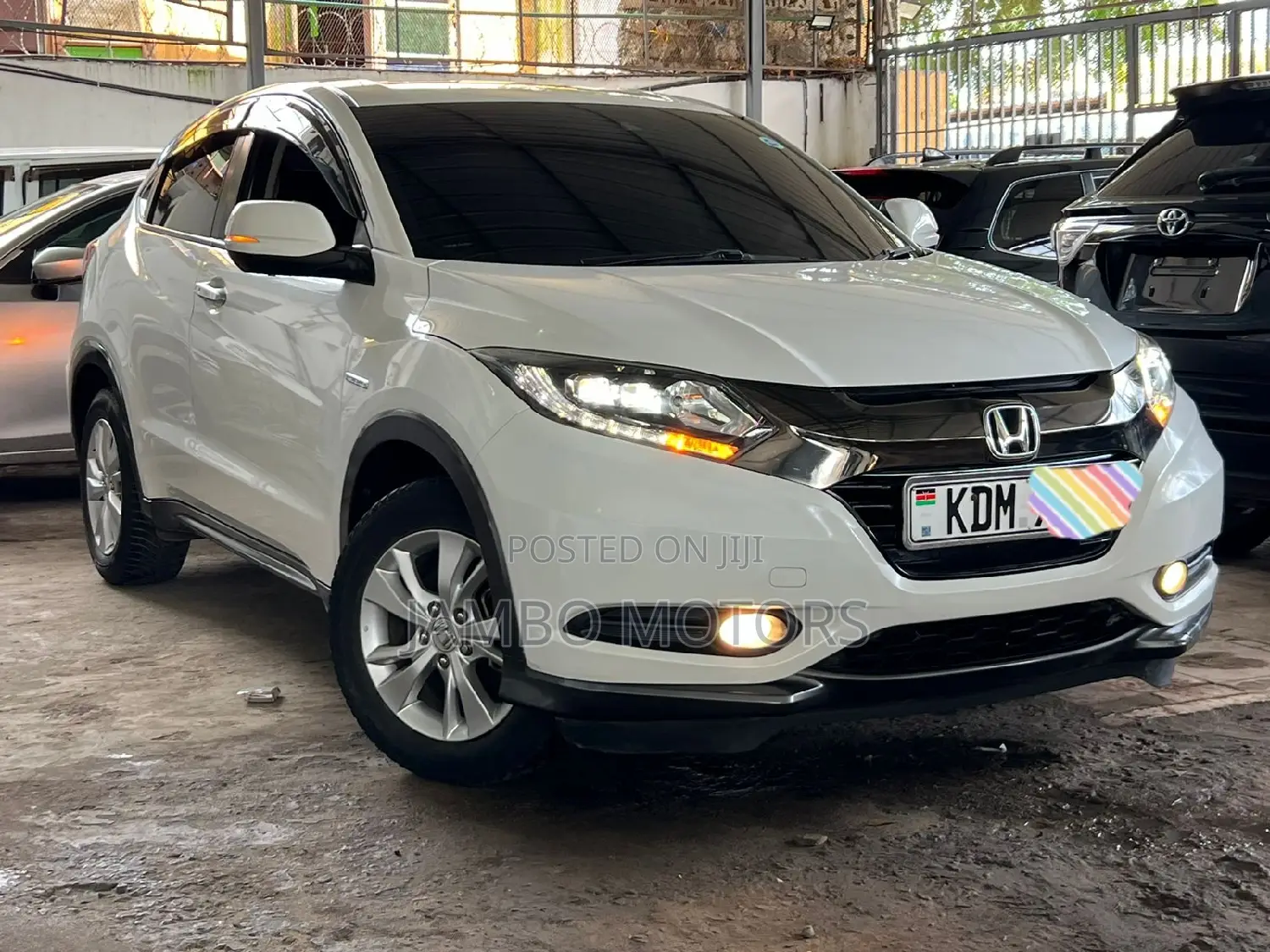 Honda Vezel 1.5 Hybrid 2WD 2016 White