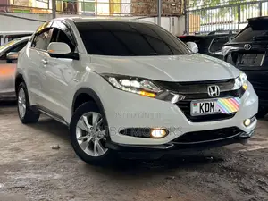 Honda Vezel 1.5 Hybrid 2WD 2016 White