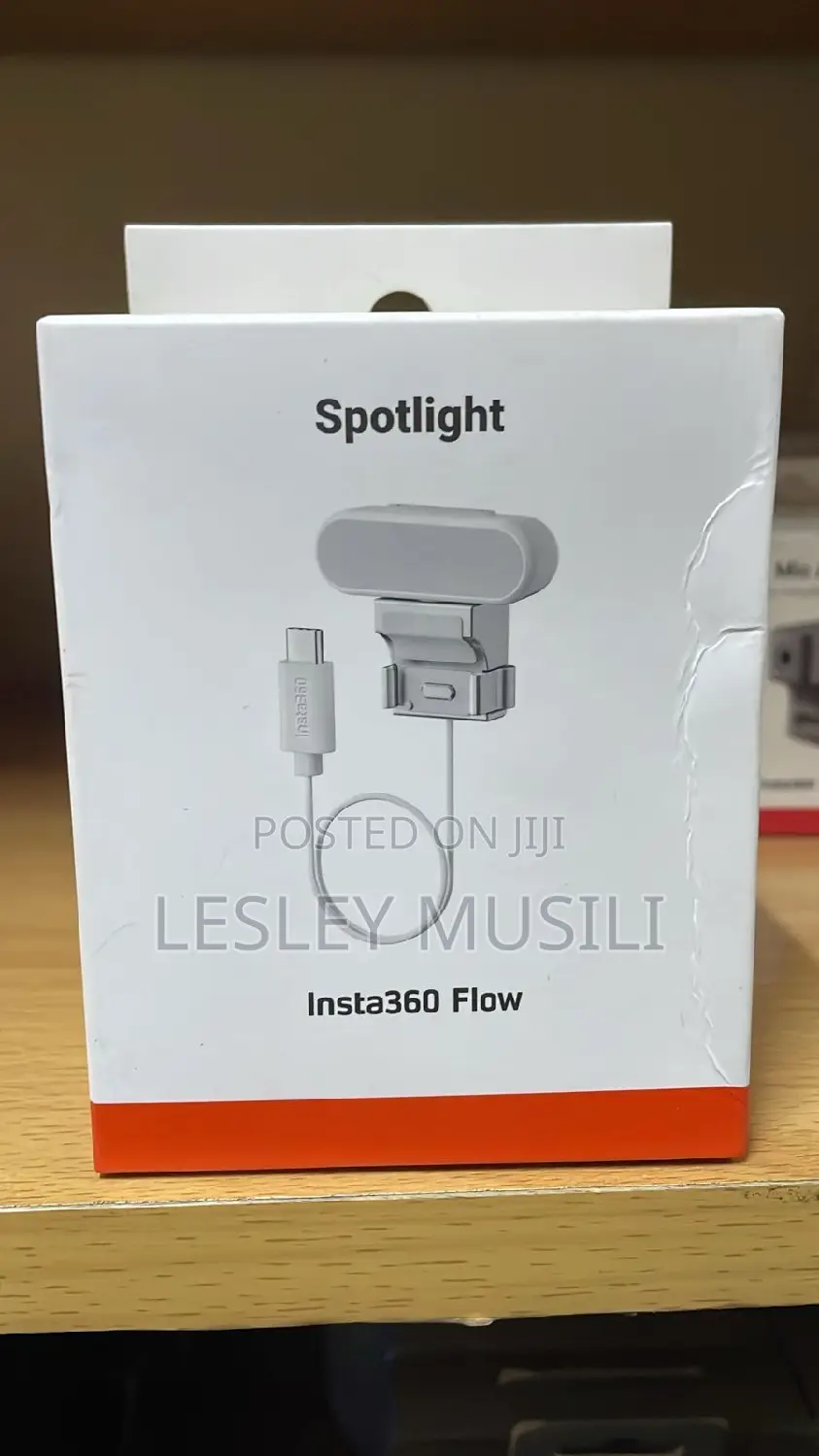 Insta 360 Flow(Spotlight)
