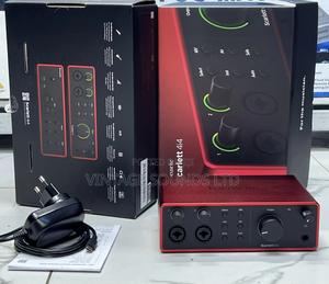 Focusrite Scarlett 4i4 USB-C Audio/Midi Interface (4th Gen) - thumbnail 2