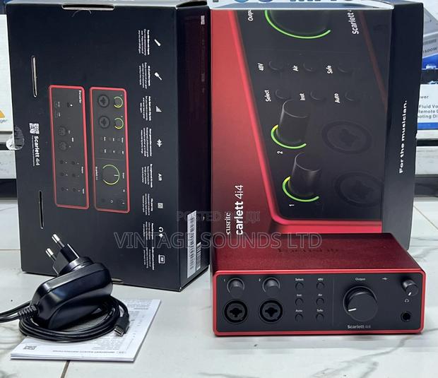 Focusrite Scarlett 4i4 USB-C Audio/Midi Interface (4th Gen) - main view