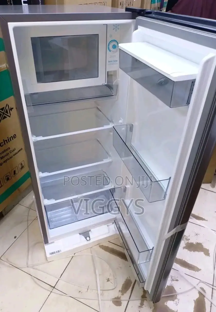 Classic Hisense 176litre Single Door Fridge