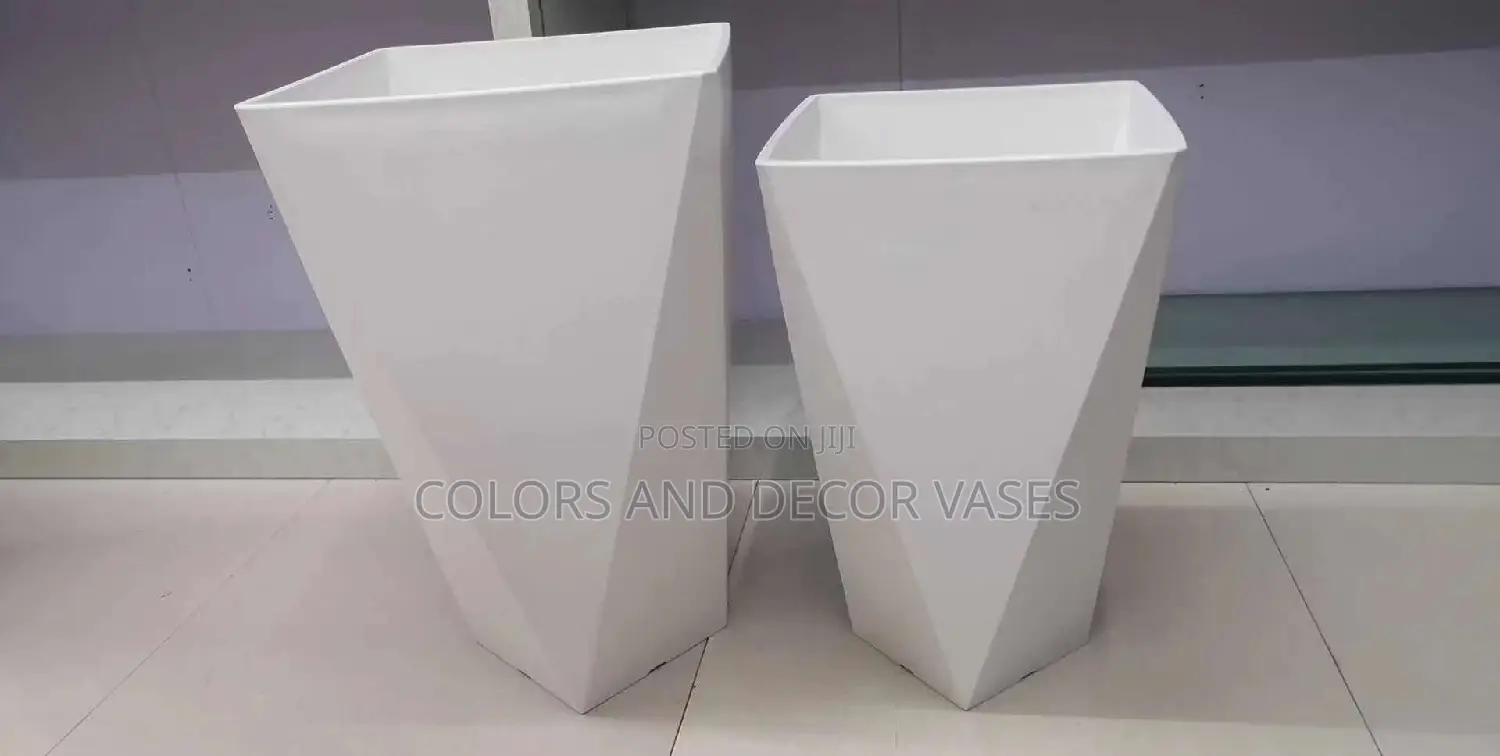 Plastic Vases 5-8 Litres