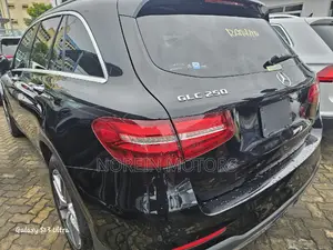 Mercedes-Benz GLC-Class 2017 Black