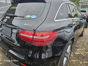 Mercedes-Benz GLC-Class 2017 Black