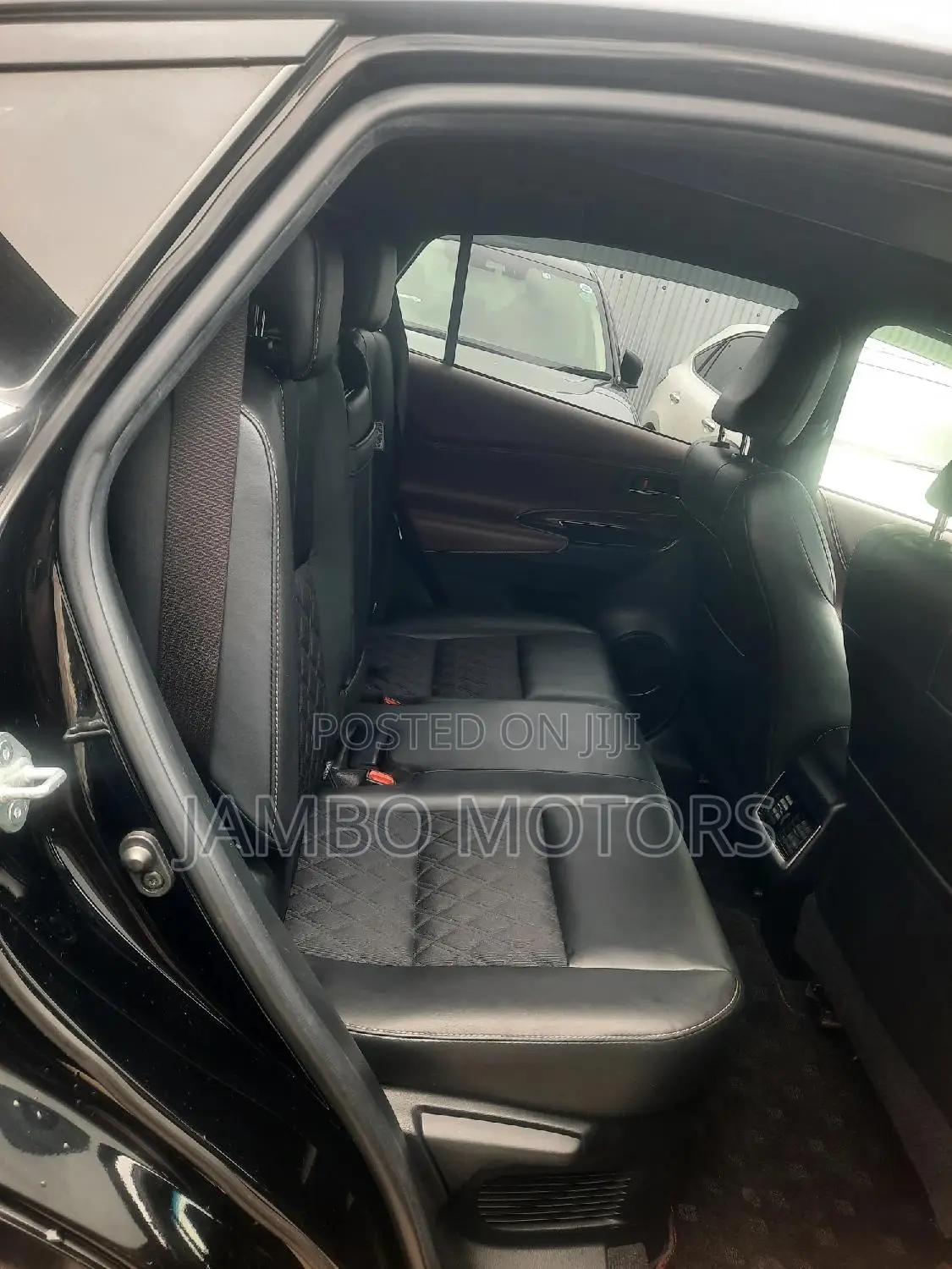 Toyota Harrier 2.0 Turbo 2017 Black