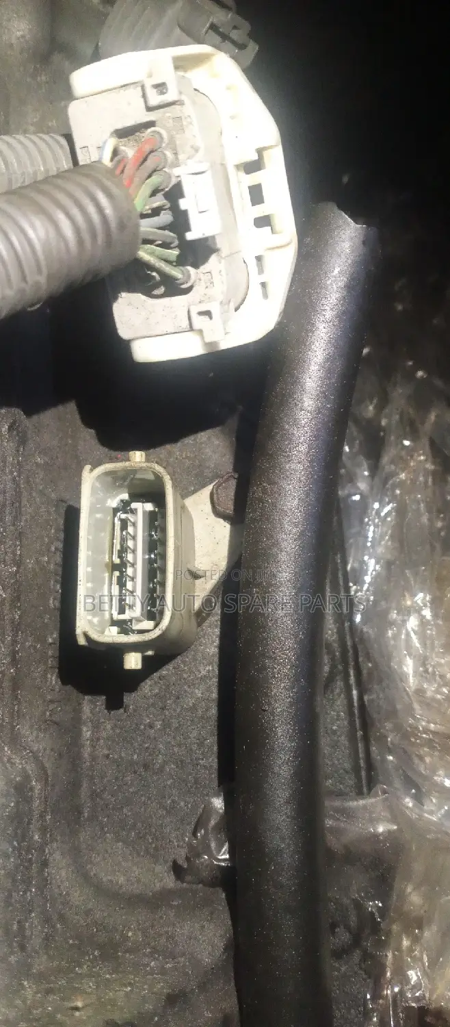 Toyota Vigo 4 Wd Complete Gearbox and Transfer