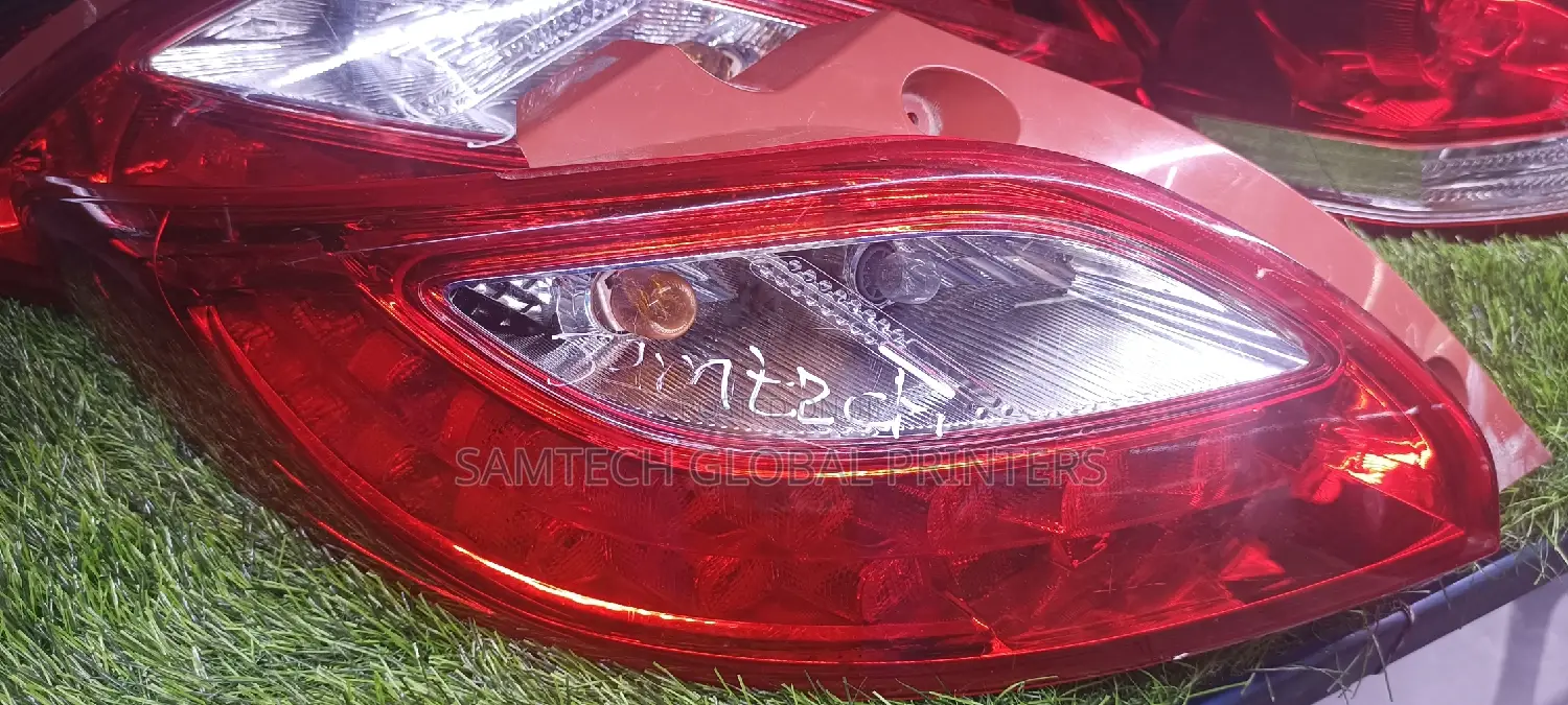 *Mazda Demio 2012 Backlight