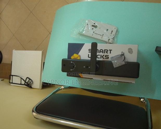 High Security Biometric Locks With Dead Lock and Passcode - main view