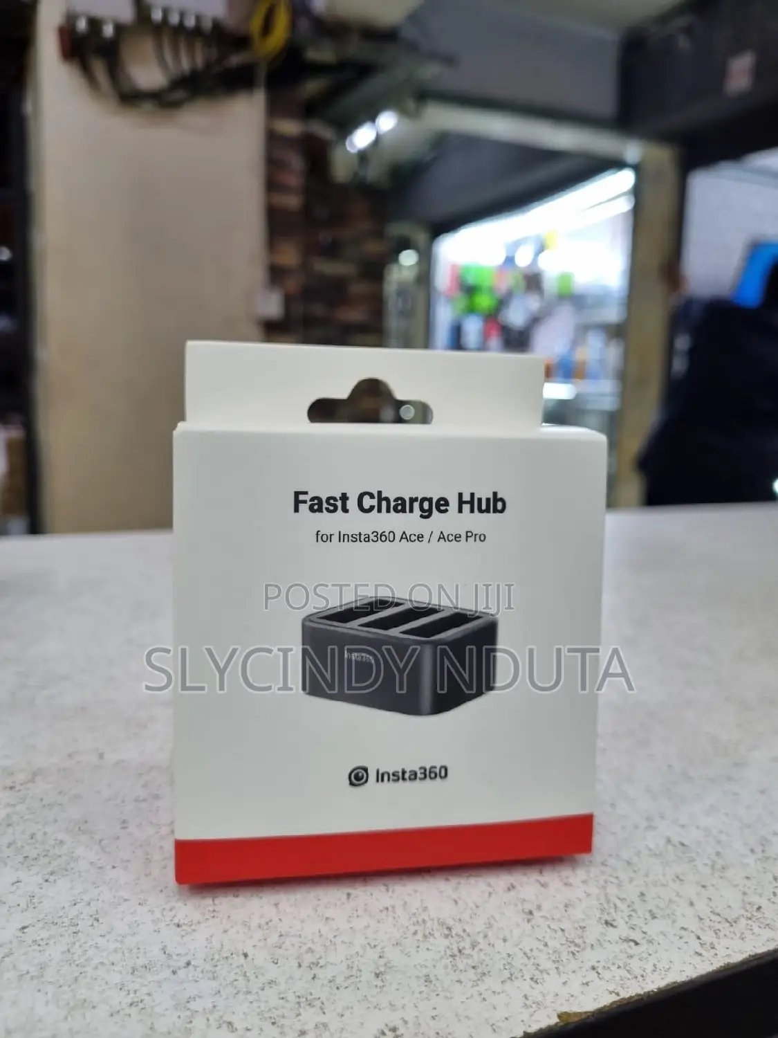 Insta 360 Fast Charge Hub