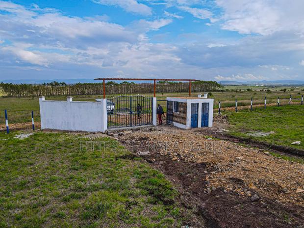 Legit Kamulu Plots With Titles^AC - thumbnail 3