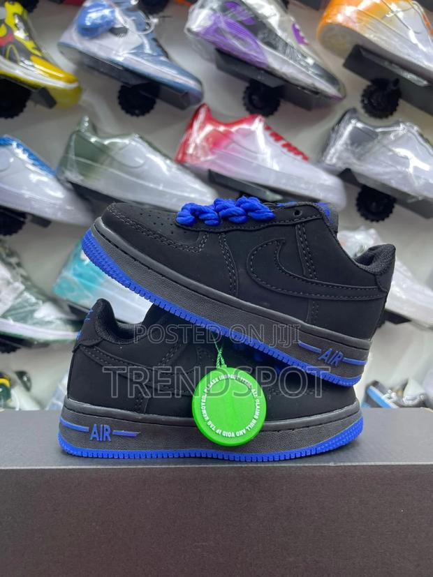 Low Shadow Low Top Sneakers - thumbnail 2