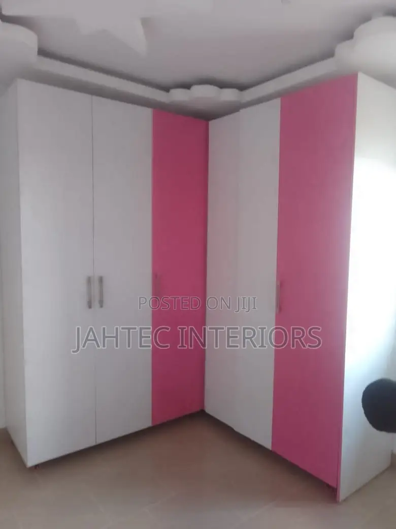 Wardrobes Making v Joints