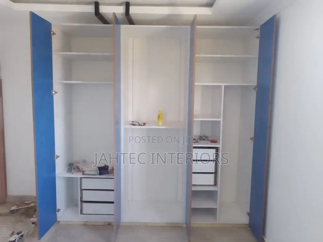 Wardrobes Making v Joints
