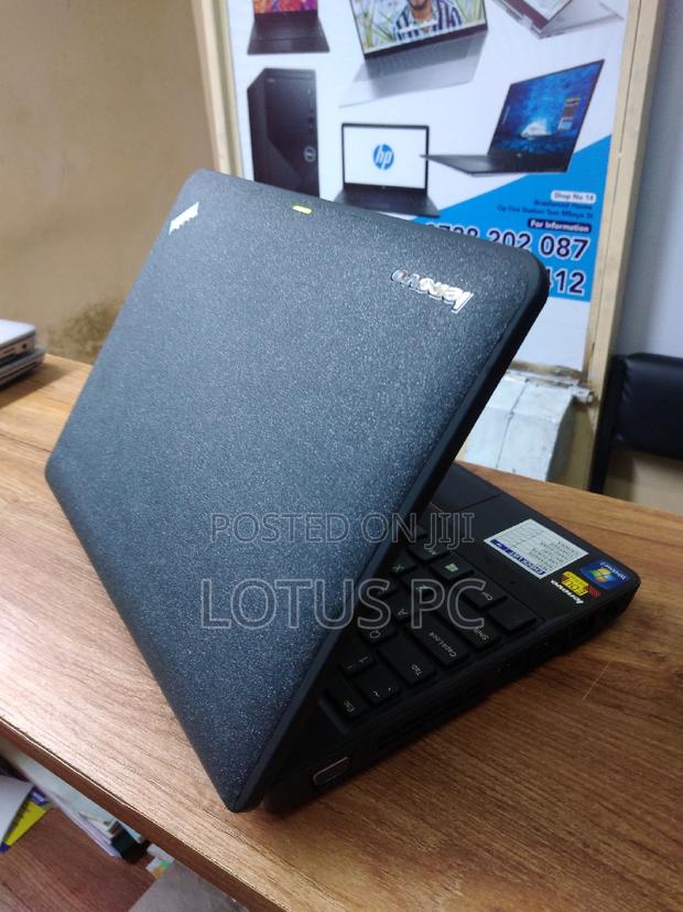 Laptop Lenovo ThinkPad X131e 4GB Intel Celeron HDD 320GB - main view