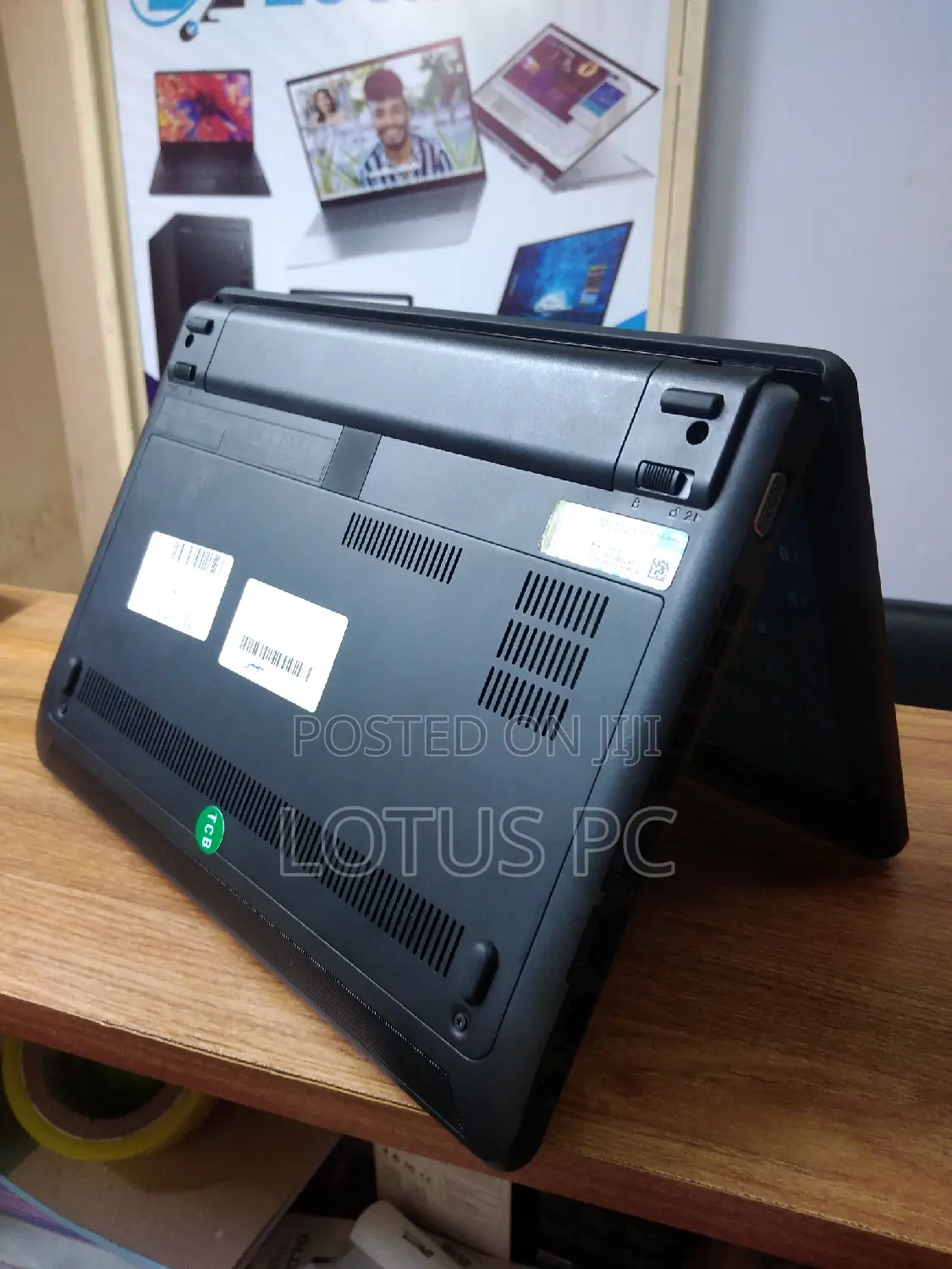 Laptop Lenovo ThinkPad X131e 4GB Intel Celeron HDD 320GB