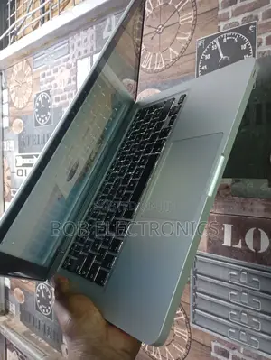 Laptop Apple MacBook 2012 4GB Intel Core I5 HDD+SSD 500GB