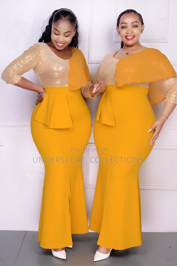 High Class Ladies Dinner Dresses - thumbnail 3