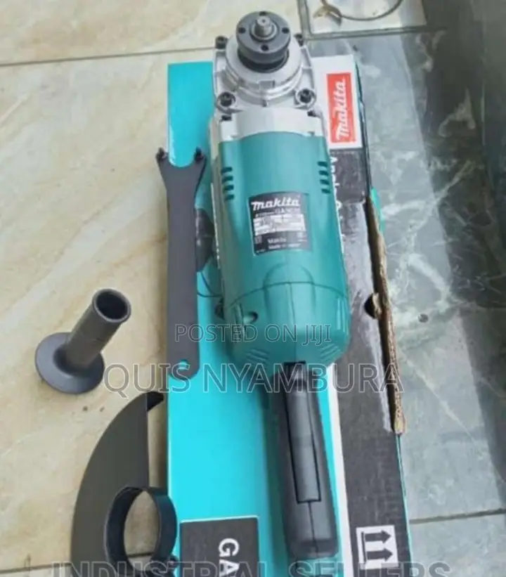 Heavy Duty 9" Angle Grinder Makita