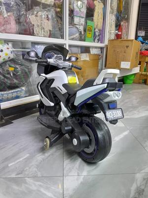 Rechargeable Kids Electric Car - thumbnail 2