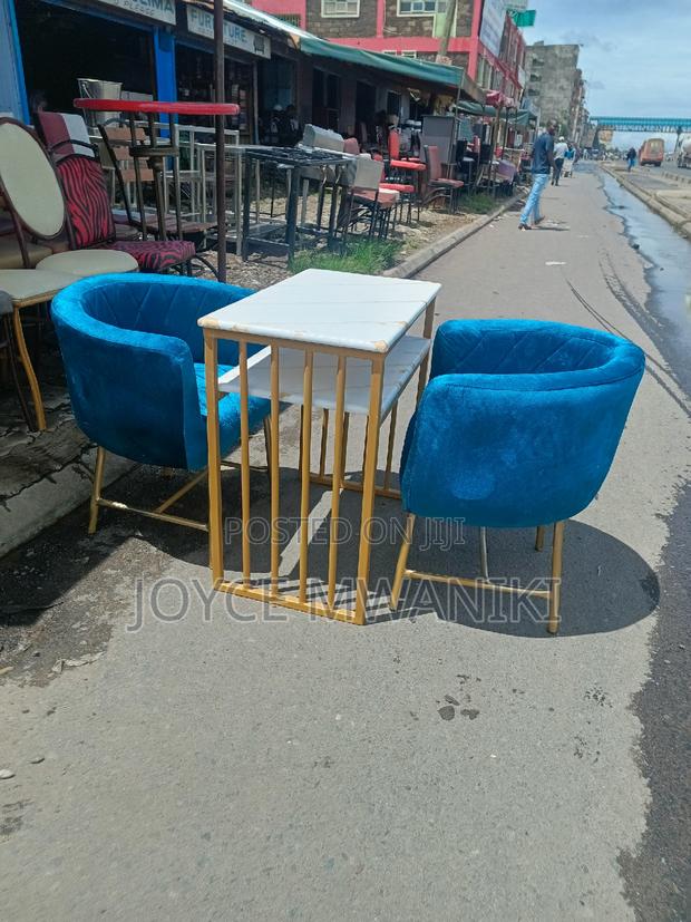 Manicure Set, Marble Table and 2 Seats - main view