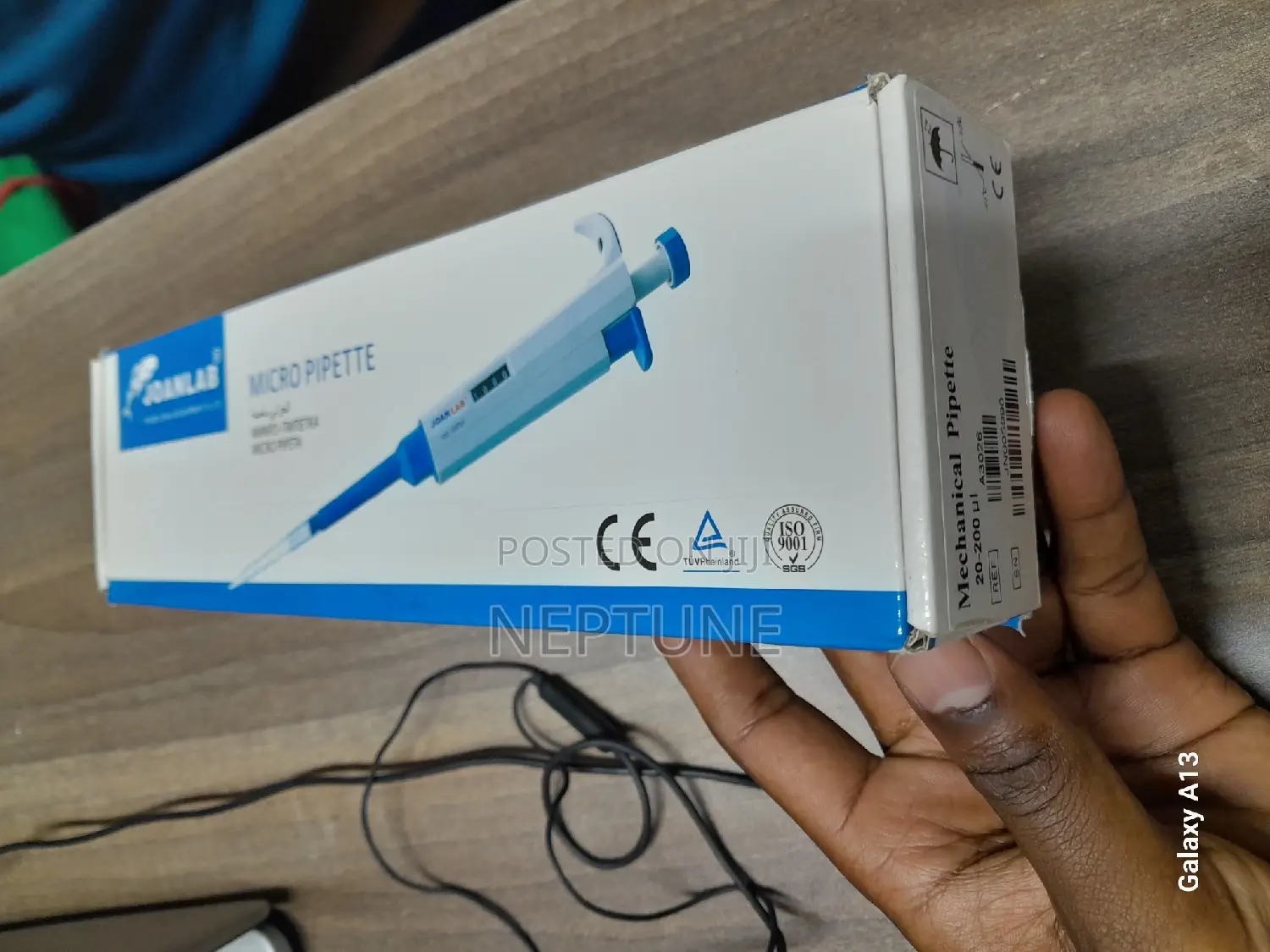 Micro Pipette 20-200ul