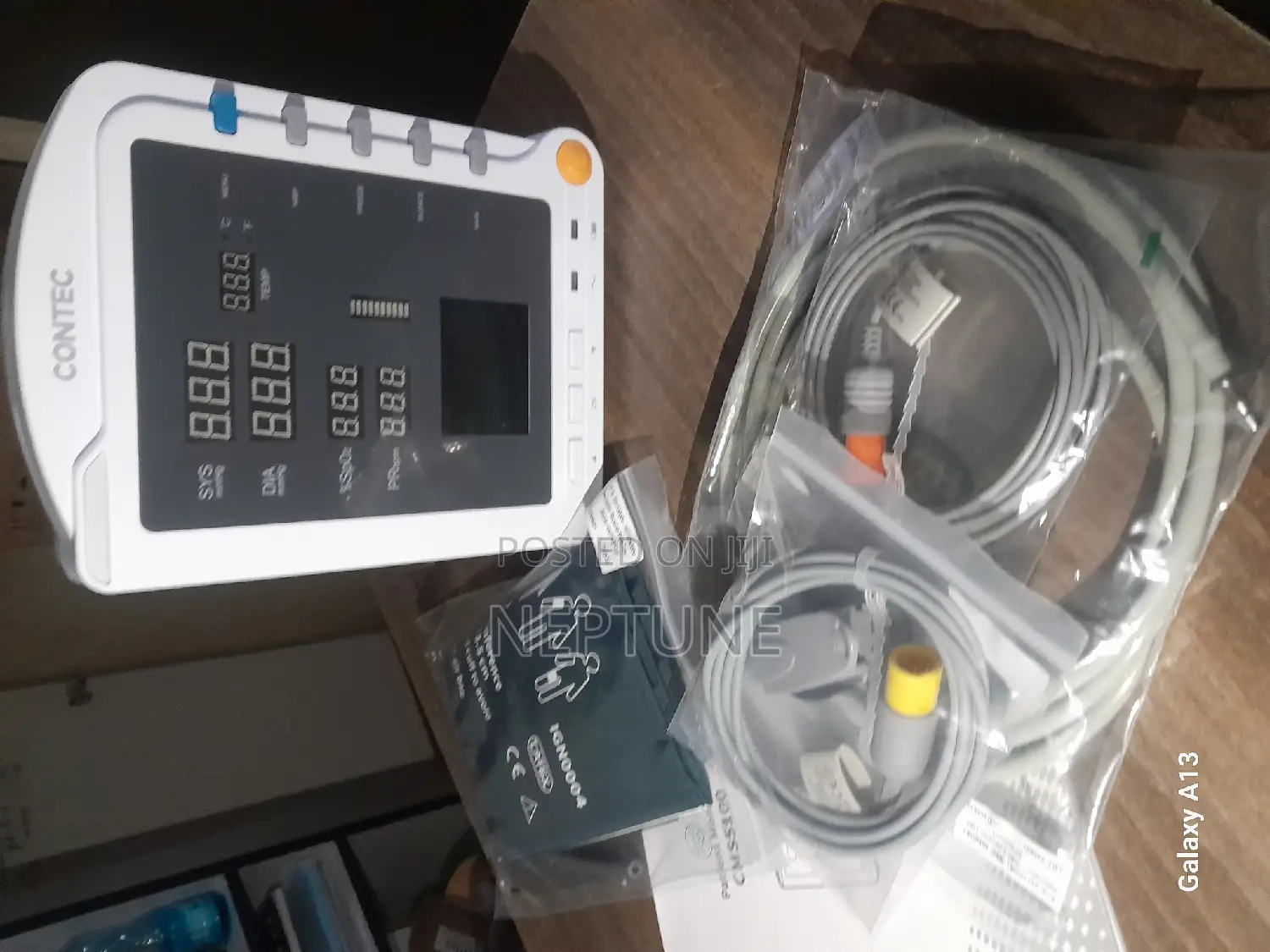 4 Channel Vital Monitor