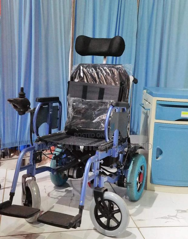 Km110a/Ym110a Folding Electric Wheelchair - main view