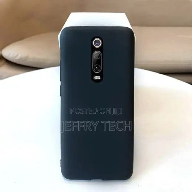 kwmobile Custodia Compatibile con Xiaomi Mi 9T (Pro) / Redmi K20 (Pro) Cover - Back Case in Silicone TPU - Protezione Smartphone con Cordino - nero/trasparente