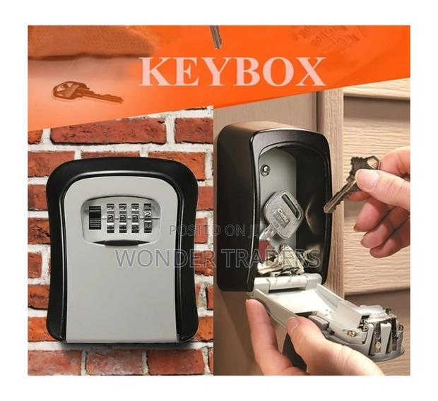 Padlock Keylock Box - main view