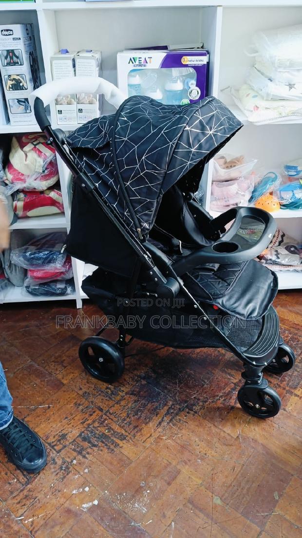Baby Stroller With Reversible Handle - main view