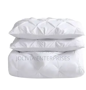*Pinch Pleat Cross Pintuck Duvet Cover Set*