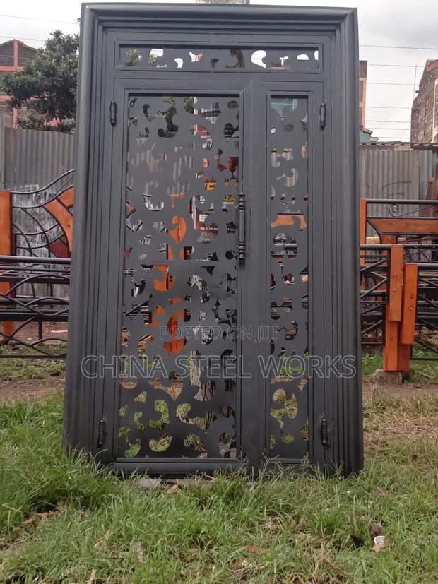 Modern Door - main view