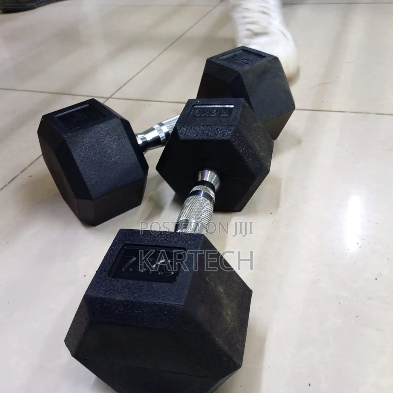 Hexagonal 7.5kg Dumbbells Pair